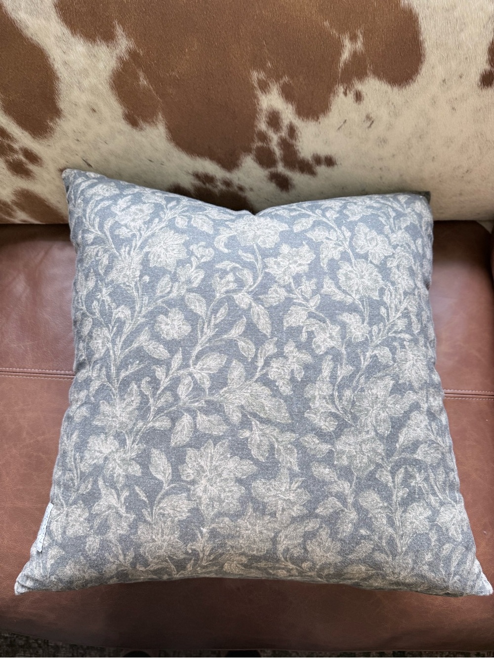 Floral Jacquard Decorative Pillow Cover